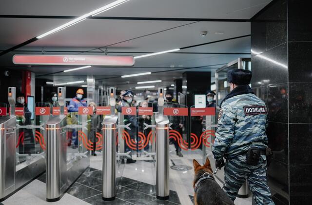 Maskvietis suimtas metro už antikarines nuotraukas telefone