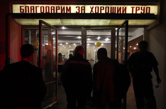 Rusijoje prasidėjo masinis atlyginimų nemokėjimas viešojo sektoriaus darbuotojams