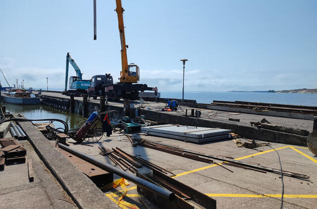 Įgyvendinus slipo įrengimo darbus, laivų nuleidimas ir iškėlimas bus kur kas saugesnis ir patogesnis. Neringos savivaldybės nuotr.