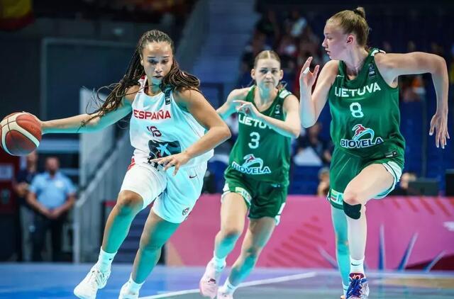Lietuvos devyniolikmečių merginų rinktinei nepavyko prasimušti į geriausiųjų ketvertuką Ispanijoje vykstančiame pasaulio čempionate