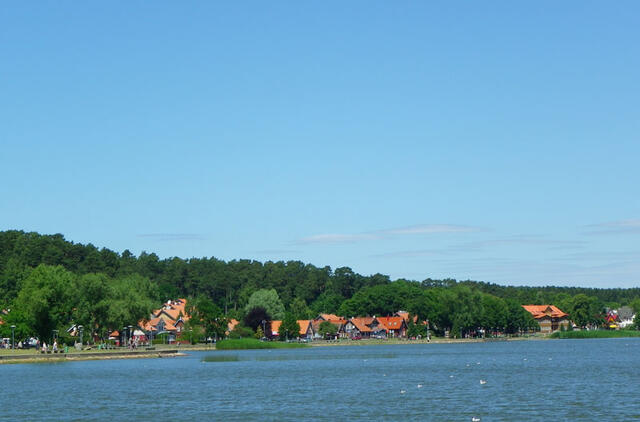 Juodkrantė turės dvi krepšinio aikšteles – pirmoji jau įrengta Žaliajame Kelyje, antroji bus įrengta pamaryje.