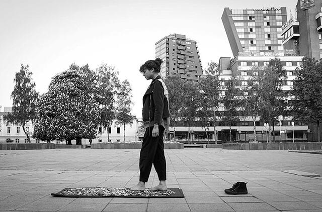 Simona Martinkutė. Performanso ŠvieSOS fotodokumentacija.