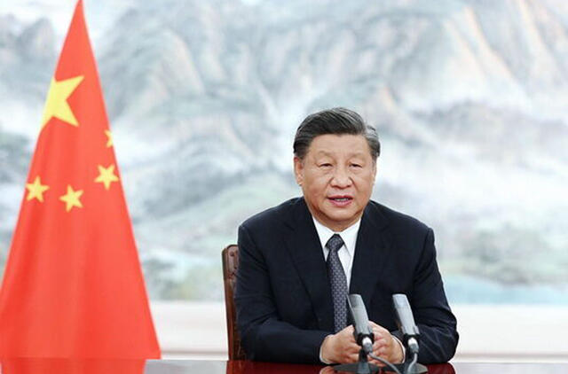 Valstybinė žiniasklaida: per viršūnių susitikimą Kinijos prezidentas Xi Jinpingas paragino „garantuoti taiką regione“