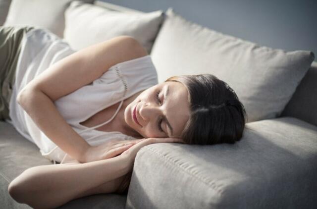 Ekspertai rekomenduoja miegoti savaitgaliais ilgiau, tačiau egzistuoja vienas ,,bet"