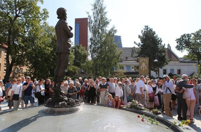 Vydūno paminklo atidarymas