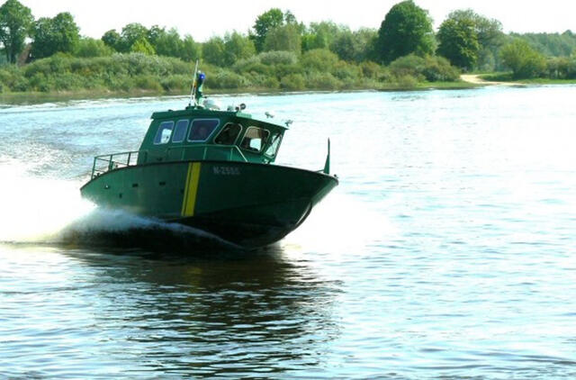 Pasieniečiams įkliuvo motorinę valtį Rusijos pasienyje vairavęs girtas mažeikiškis