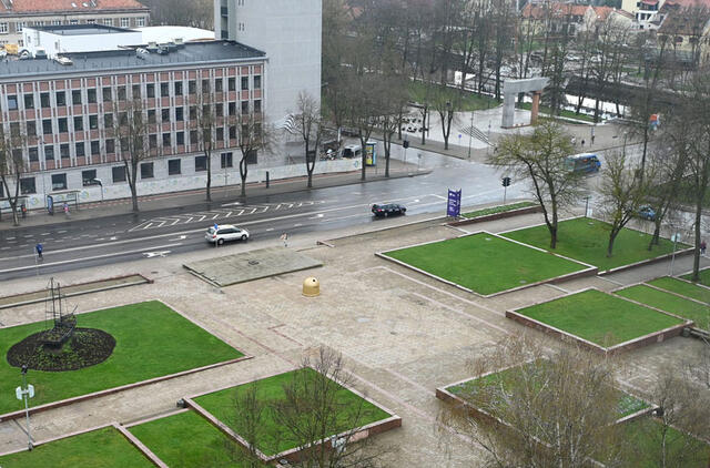 SUSTABDĖ. Teismas sustabdė jau trečią konkursą dėl Atgimimo aikštės rekonstrukcijos rangovo parinkimo. Vitos JUREVIČIENĖS nuotr.