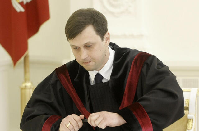 Teisėjas apie psichologų trūkumą teismuose: apklausų laukiantys nukentėję vaikai statomi į eilę