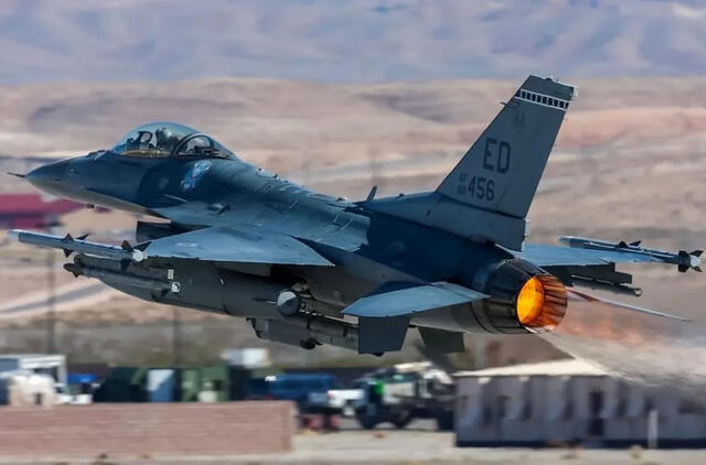 Gavus F-16, Ukraina vėl gali pulti