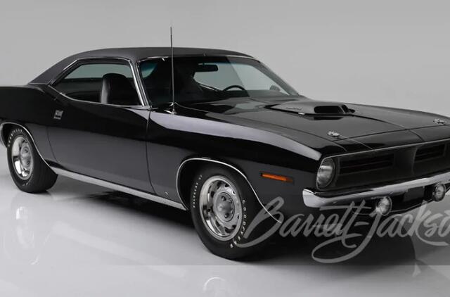 Senovinis sportinis automobilis