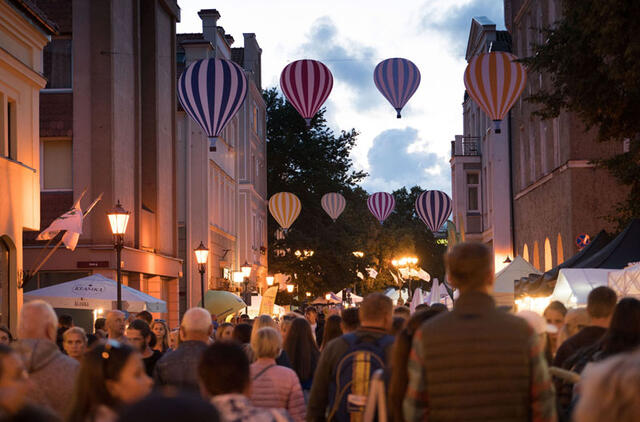 GALIMYBĖ. Galima teikti paraišką Savivaldybei norint gauti finansavimą Jūros šventei organizuoti.