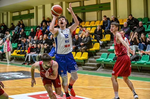 Klaipėdos universiteto studentams šiemet nepavyko prasibrauti į didįjį LSKL finalą, tačiau tikimasi, kad jie be medalių neliks - kų laukia akistata mažajame finale dėl bronzos medalių su Kauno kolegijos ekipa. KU nuotr.