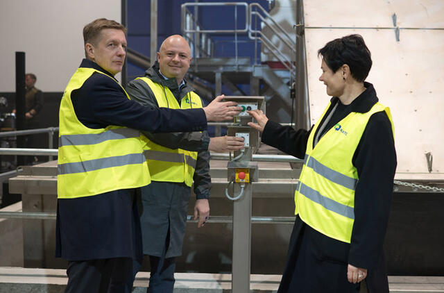 PERDIRBIMAS. Nauja KRATC įranga klaipėdiečių maisto atliekas paverčia biomase, kuri gali būti parduota. Vitos JUREVIČIENĖS nuotr.