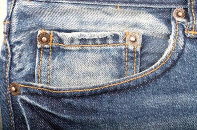 Kišenė džinsuose