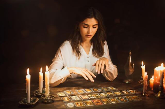 Taro kortų horoskopas