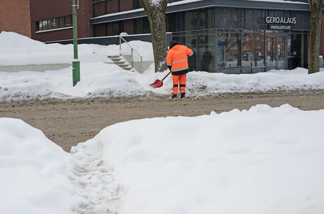 Nevalyti šaligatviai