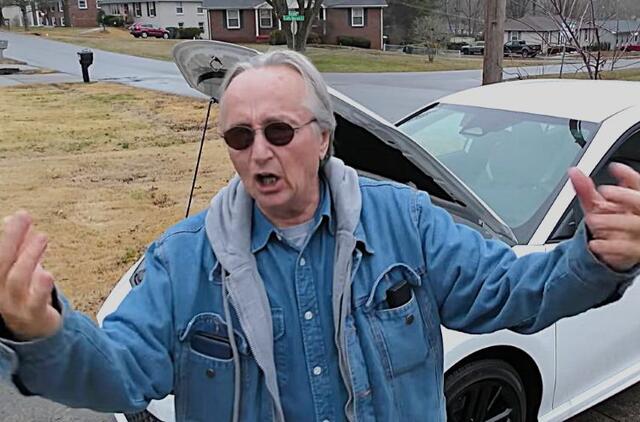 Automobilių mechanikas Scotty Kilmer