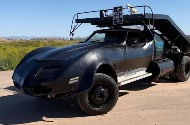 Beprotiškas tuningas: kolekcinis „Chevrolet Corvette“ pavirto tralu (nuotrauka)