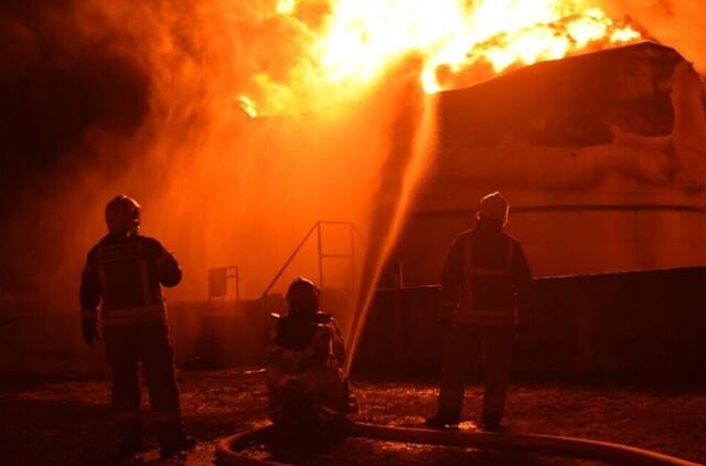 Gaisras po dronų atakos