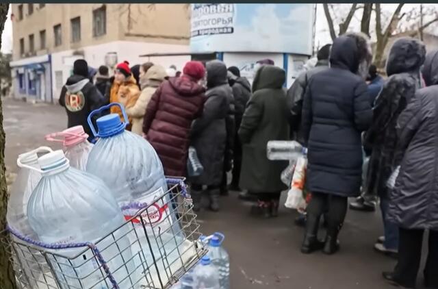 Rusijoje eilės prie geriamojo vandens
