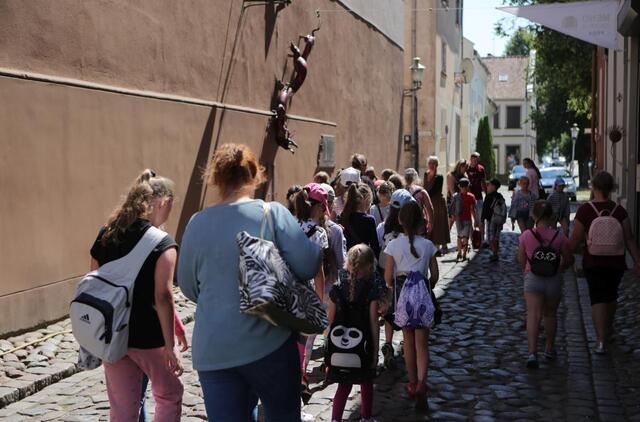 Moksleiviai, ekskursija