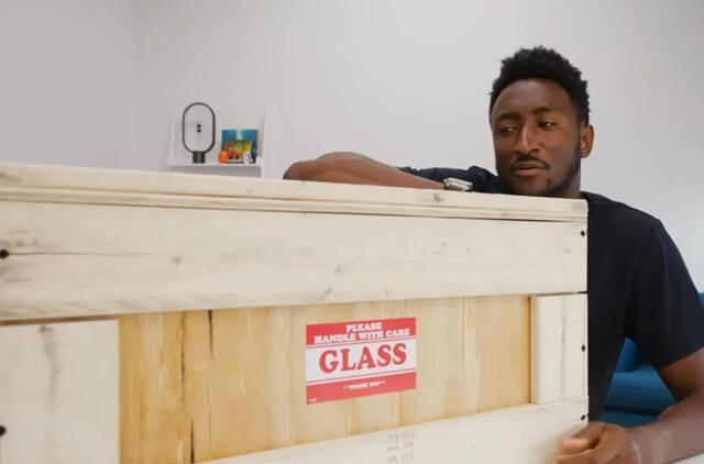 originalus „iPhone“ įjungtas po beveik 20 metų 