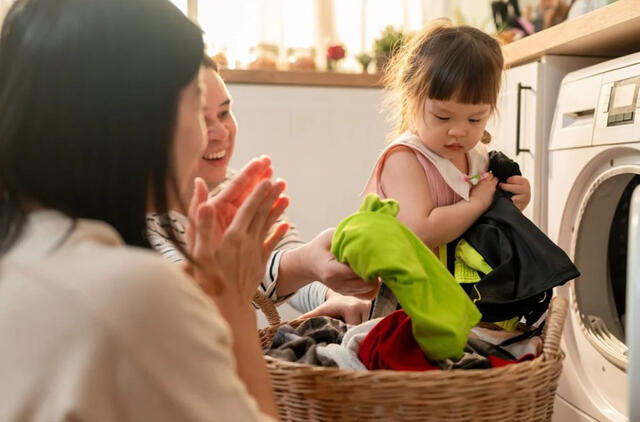 Kinijos tėvai pradėjo kopijuoti vaikų isterijas