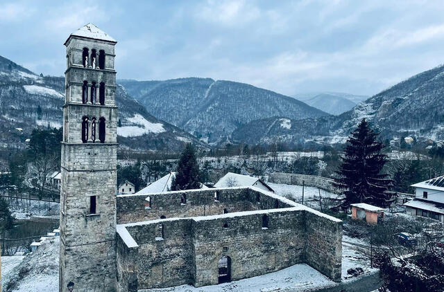  Bosniją ir Hercegoviną 