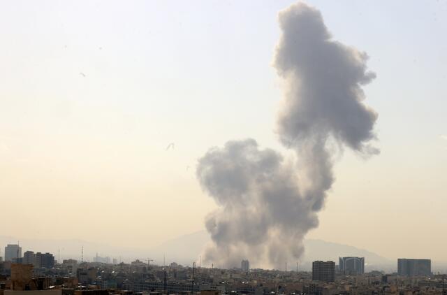 Raketų smūgiai Iranui