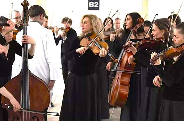 © Scena iš filmo KLAIPĖDOS KONCERTŲ SALĖ