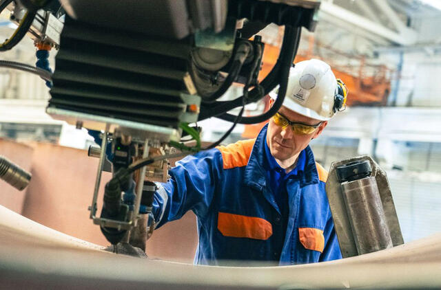 Vakarų laivų gamykla, investicijos