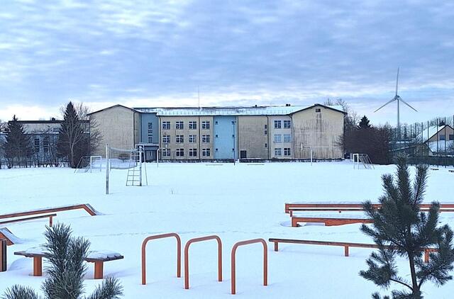 Vydmantų gimnazijos stadionas