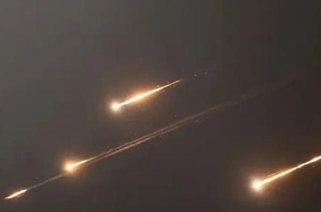 Saudo Arabija po vidurnakčio perėmė daugiau kaip 60 dronų