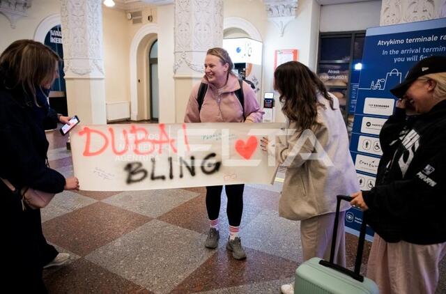 Vilniuje nusileido lėktuvas iš Dubajaus