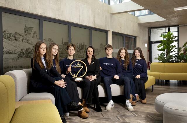 Kėdainių šviesiosios gimnazijos mokinių komanda 