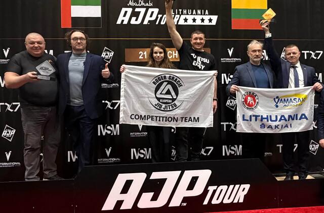 Prizines vietas užėmusios komandos