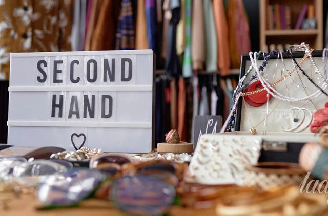 Britė „labdarinėje" už 3,95 svaro įsigijo paslaptingą krepšį