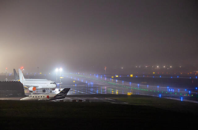 Vilniuje nusileido dalį Lietuvos piliečių iš Dubajaus pargabenęs „FlyDubai“ lėktuvas