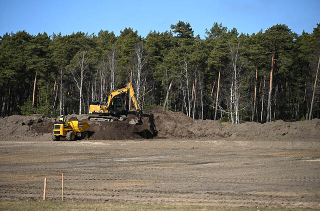 Futbolo aikštė, dengtas maniežas