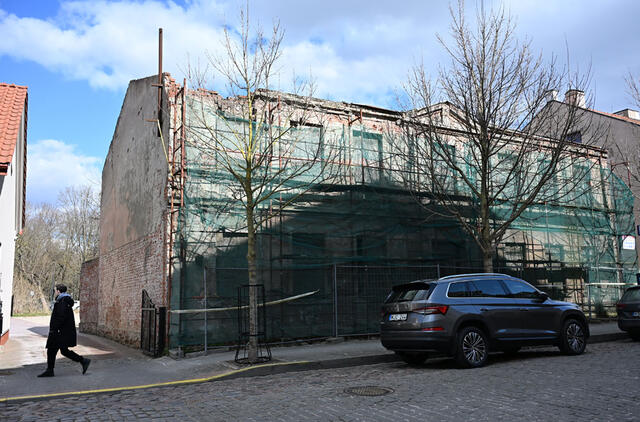 K. Donelaičio gatvė, apleistas pastatas