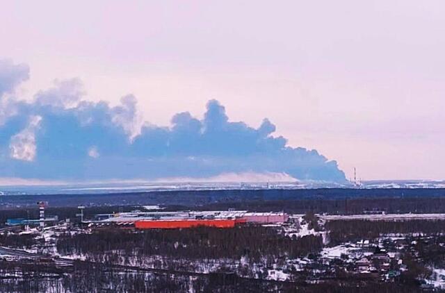 Gaisras naftos saugykloje