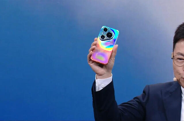 atskleistos „Huawei“ flagmanų kainos