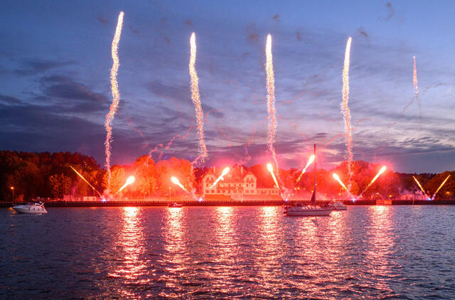 Klaipėdos laivų paradas, laivai, fejerverkai, Smiltynė