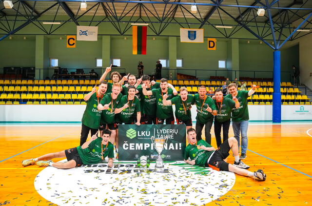 LCC tarptautinis universitetas - Lyderių taurės nugalėtojas