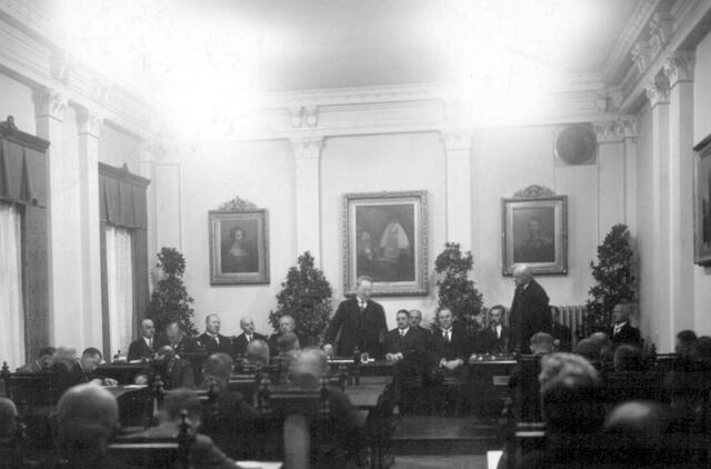 Klaipėdos miesto tarybos posėdis magistrato posėdžių salėje XX a.