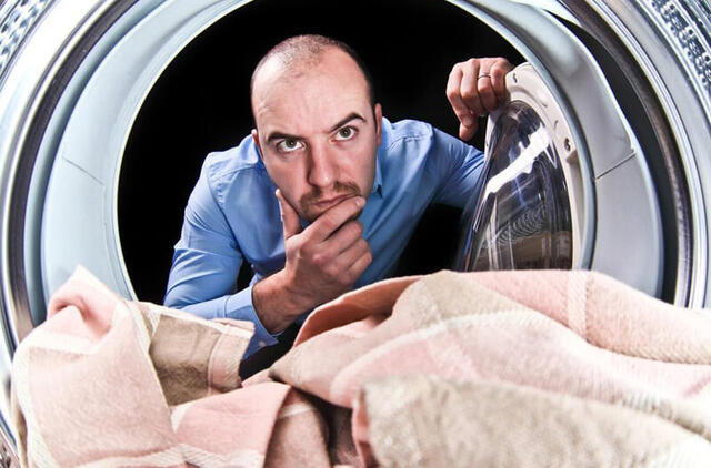 Šis įprotis gali sugadinti jūsų skalbyklę: kaip drėgni skalbiniai veikia techniką
