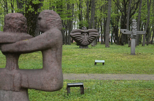 Skulptūrų parkas, skulptūros