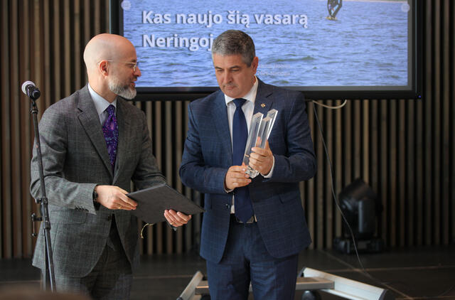 Andrius Romanovskis merui Dariui Jasaičiui įteikė padėką 