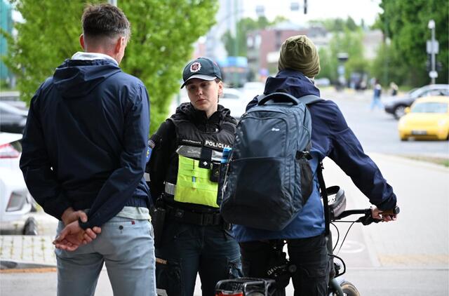 Policija, dviračiai, paspirtukai