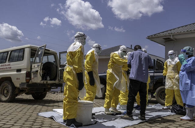 Uganda dėl Ebolos uždaro sieną su Kongo DR